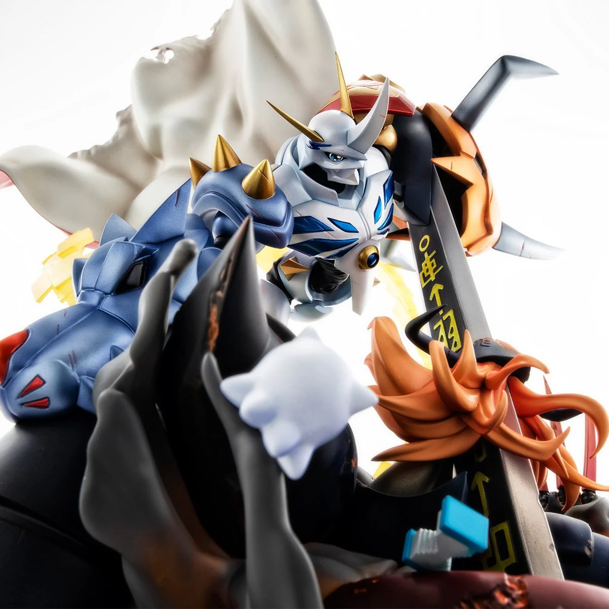 Digimon Adventure Our War Game! "Omegamon vs Diaboromon" VS Series Figure - Image 2