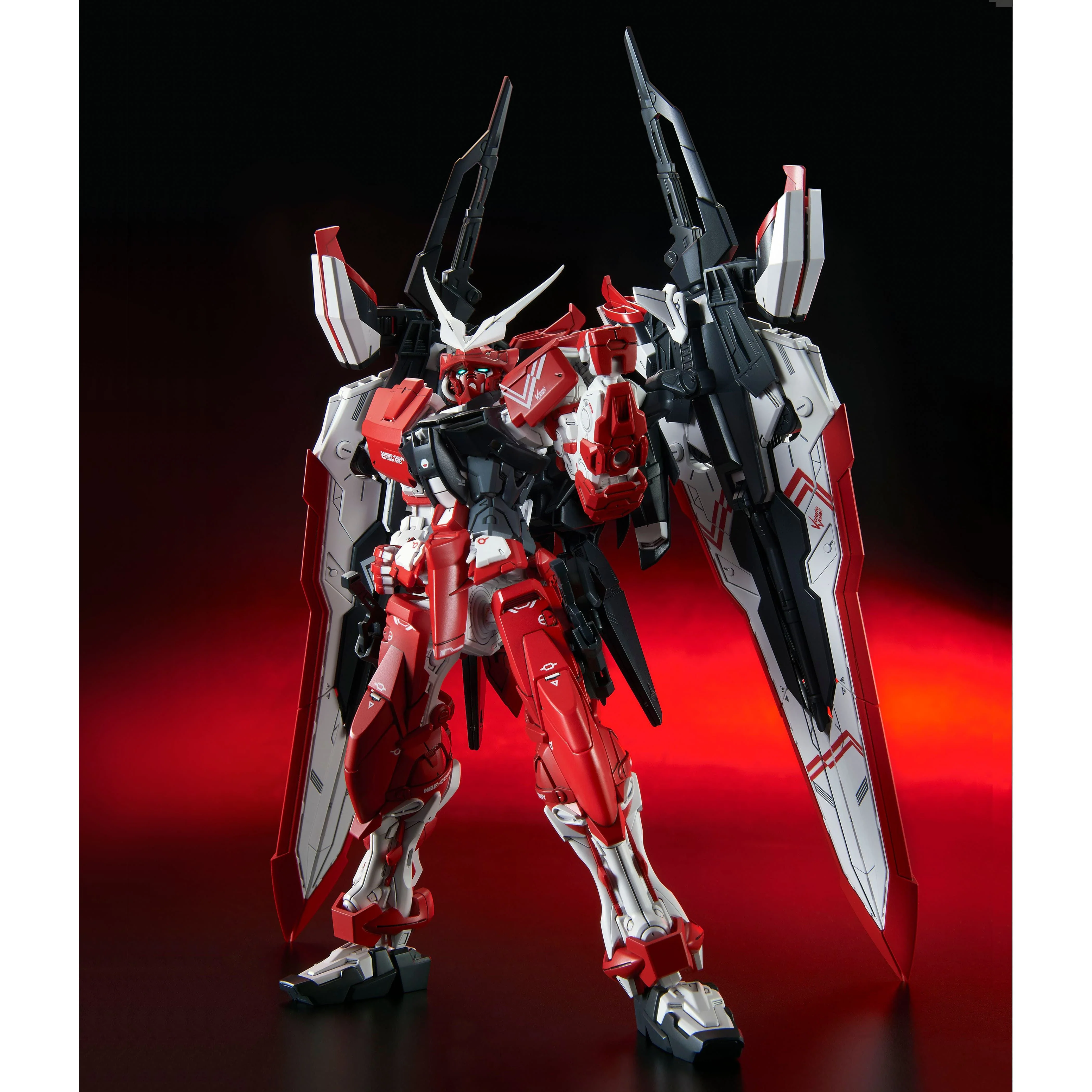 Gunpla MG 1/100 MF-02VV Gundam Astray Turn Red - Image 10