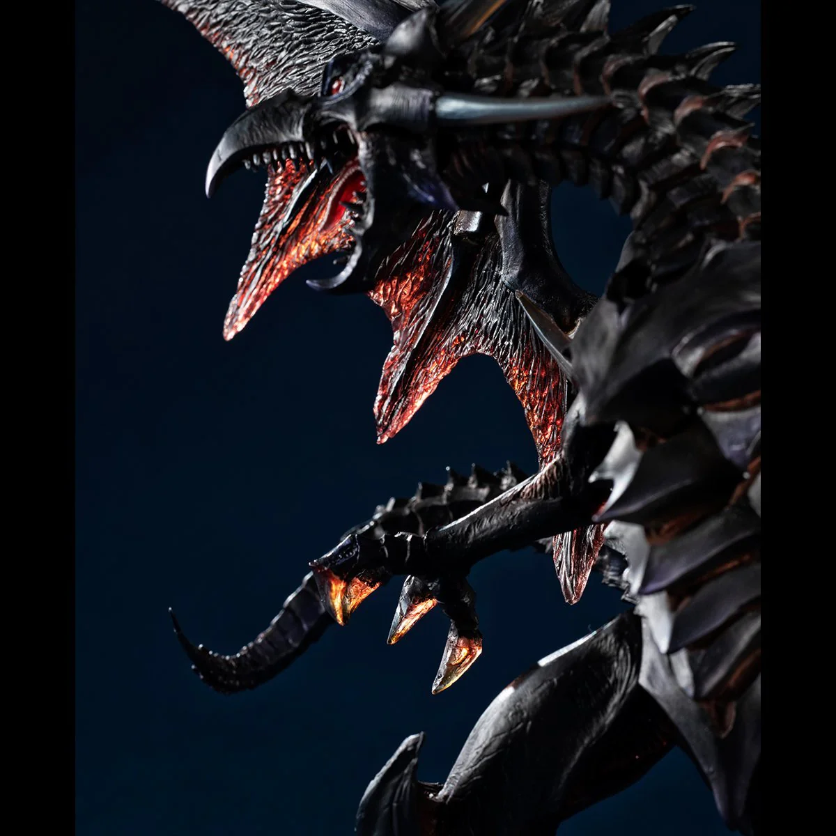 Yu-Gi-Oh! Duel Monster Art Works Monsters "Red-Eyes Black Dragon" [Reissue] - Image 9
