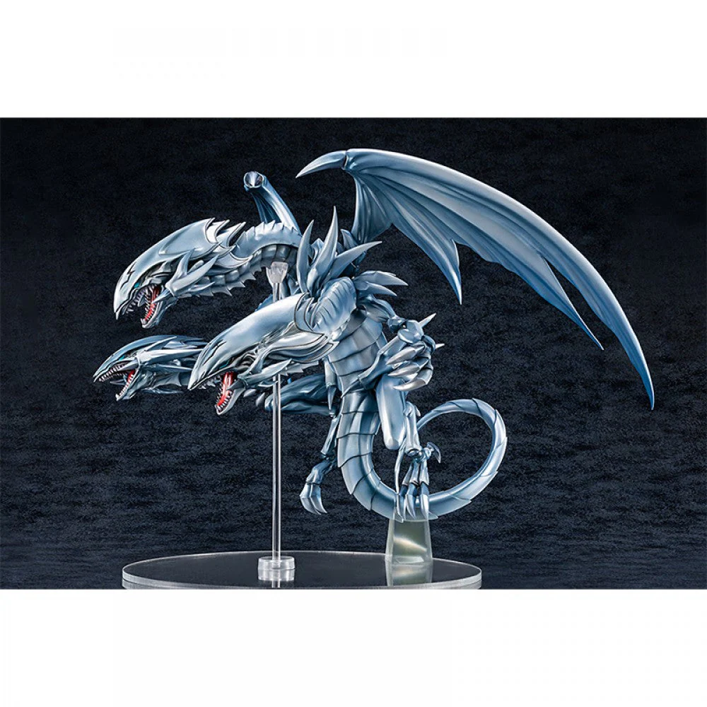 Yu-Gi-Oh! Duel Monsters Blue-Eyes Ultimate Dragon - Image 3